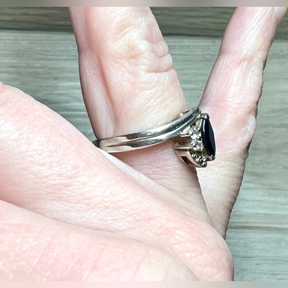 Vintage Designer Hallmarked Sterling Silver Sapphire & Diamond Ring, Size 7 - Picture 9 of 10